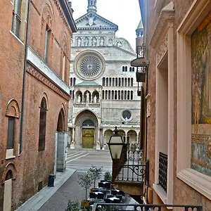 Hotel Duomo, Crémone